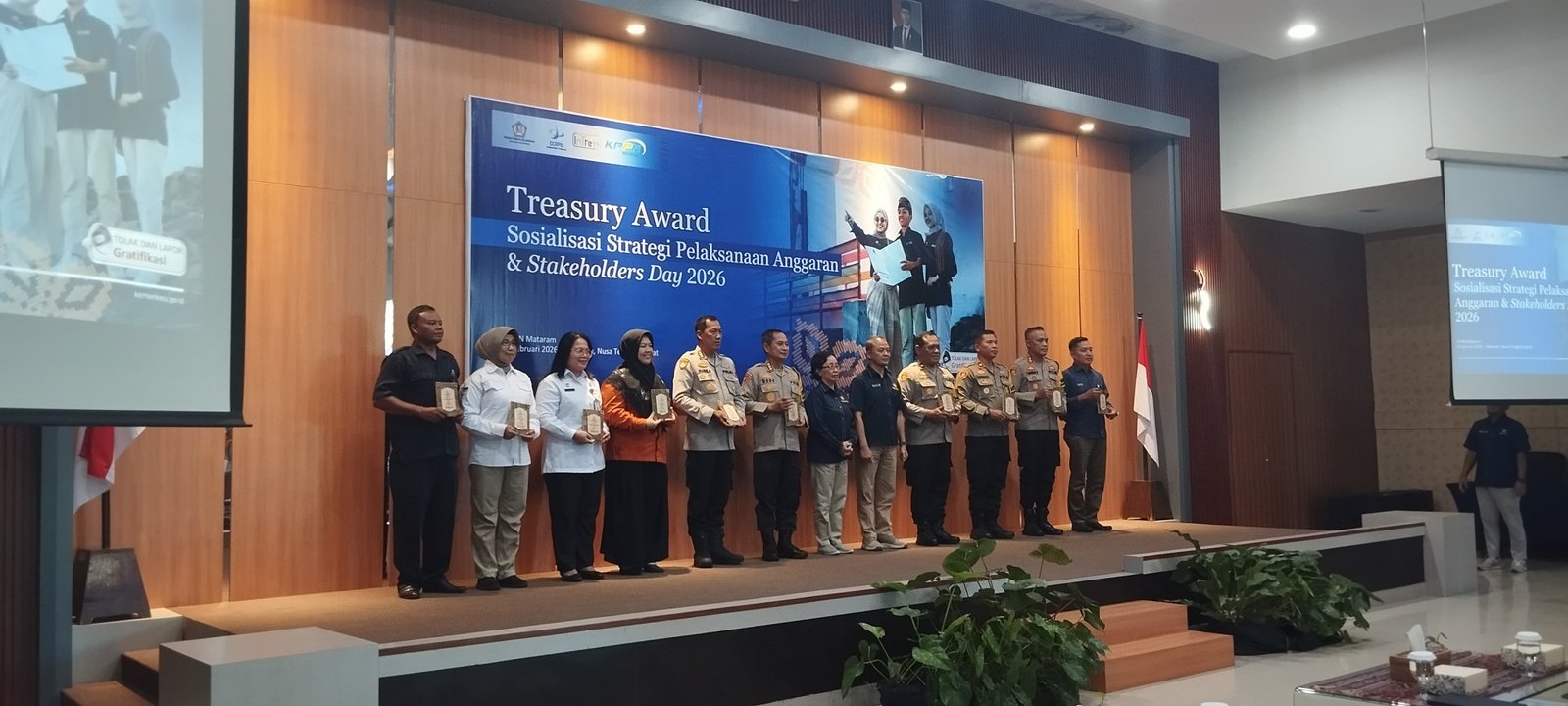 PENGADILAN TATA USAHA NEGARA MATARAM BERHASIL MERAIH PENGHARGAAN TERBAIK III NILAI IKPA TAHUN ANGGARAN 2025